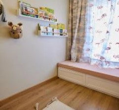 Window Sofa with 2 drawers