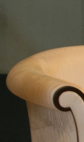 Motif arm chair