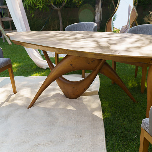 Locus dining Table